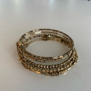 Stella and Dot Gold Bracelet, stackable and comfy!